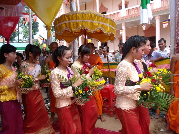 Tết Campuchia – Lễ hội Chol Chnam Thmay